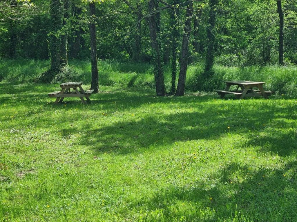Les Chalets De Saumur, Piscine & Parc Boise, 100M Du Cadrenoir ภายนอก รูปภาพ