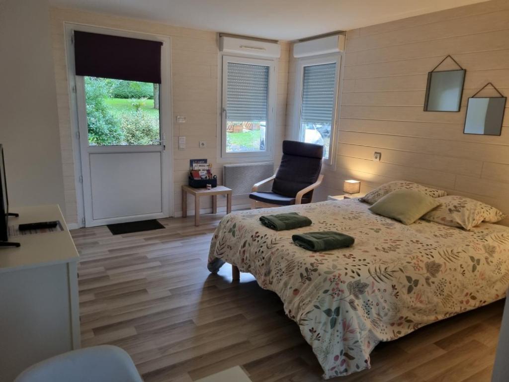 Les Chalets De Saumur, Piscine & Parc Boise, 100M Du Cadrenoir ภายนอก รูปภาพ